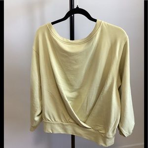 New with tags lululemon crew neck